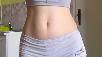 Petite Teenager Enjoys Dildo Fucking - Maiskii