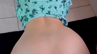 This Girl Loves Anal More Than Anything In The World!