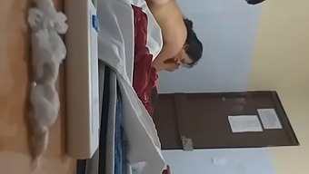 6:30'Da Başlayan Bir Arkadaşın Dar Vajinasını Keşfetmek Için Bana Katılın