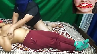 Verkliga Indiska Massage Spa Möte Fångad På Kameran