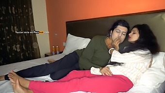 Seks Oral Panas Desi Bhabhi Dengan Abang Ipar - Video Intim Menantu Perempuan India