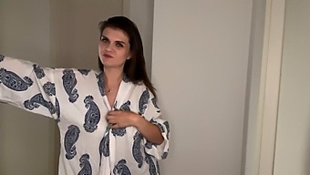 Stepson Witnesses Stepmother'S Secret Self-Pleasure Session In The Laundry Room