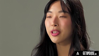 Intimate View Of Brunette Elle Lee'S Solo Female Masturbation And Natural Tits Orgasm